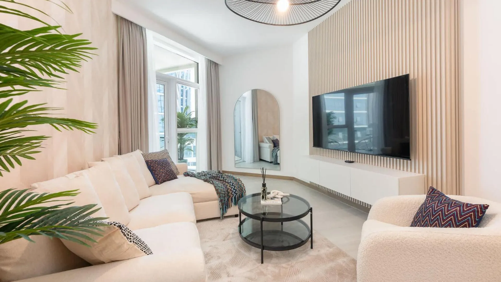 شقة Elegant 1Br In Business Bay Sleeps 4 Near Downtown دبي