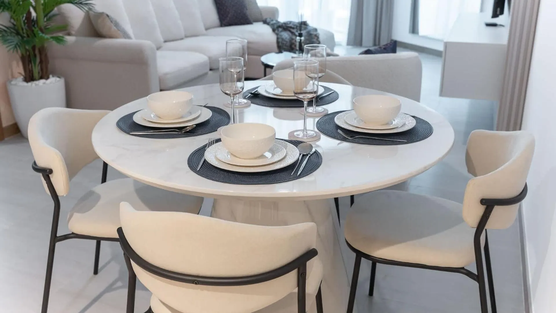 شقة Elegant 1Br In Business Bay Sleeps 4 Near Downtown دبي